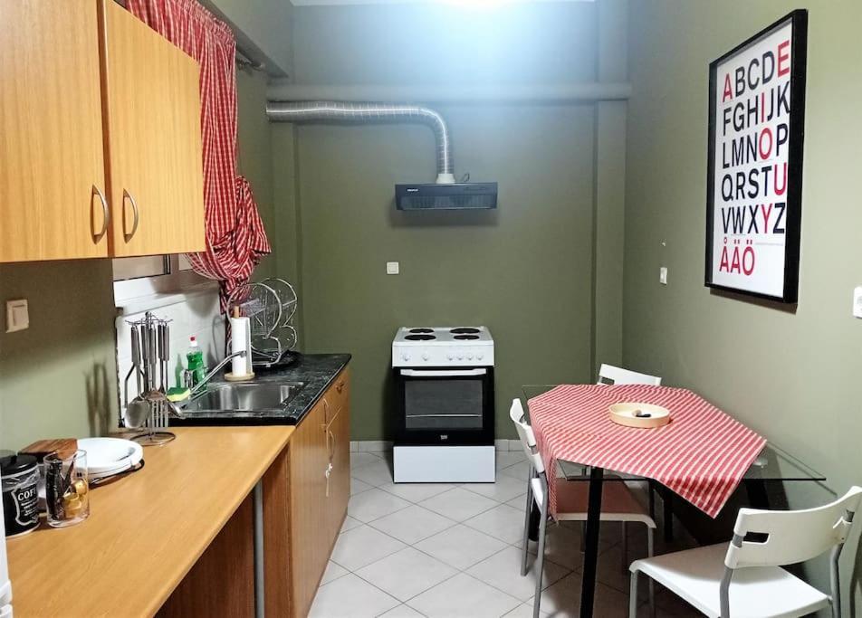 Traveler'S Nest - Central Apartment Tripoli Luaran gambar